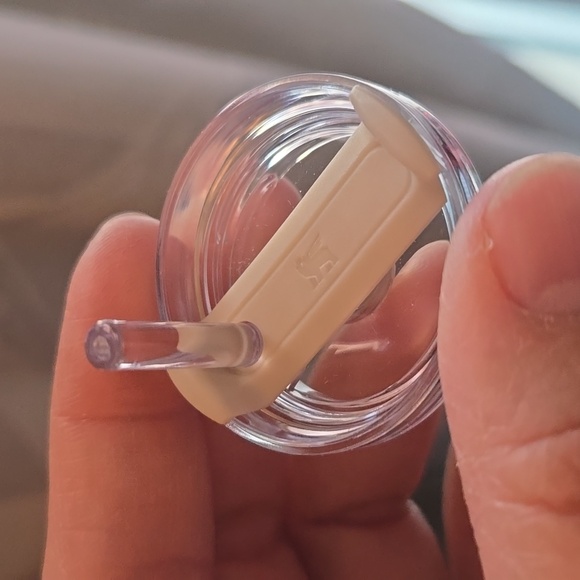 Stanley Water Bottle Ornament Keychain - Picture 9 of 16